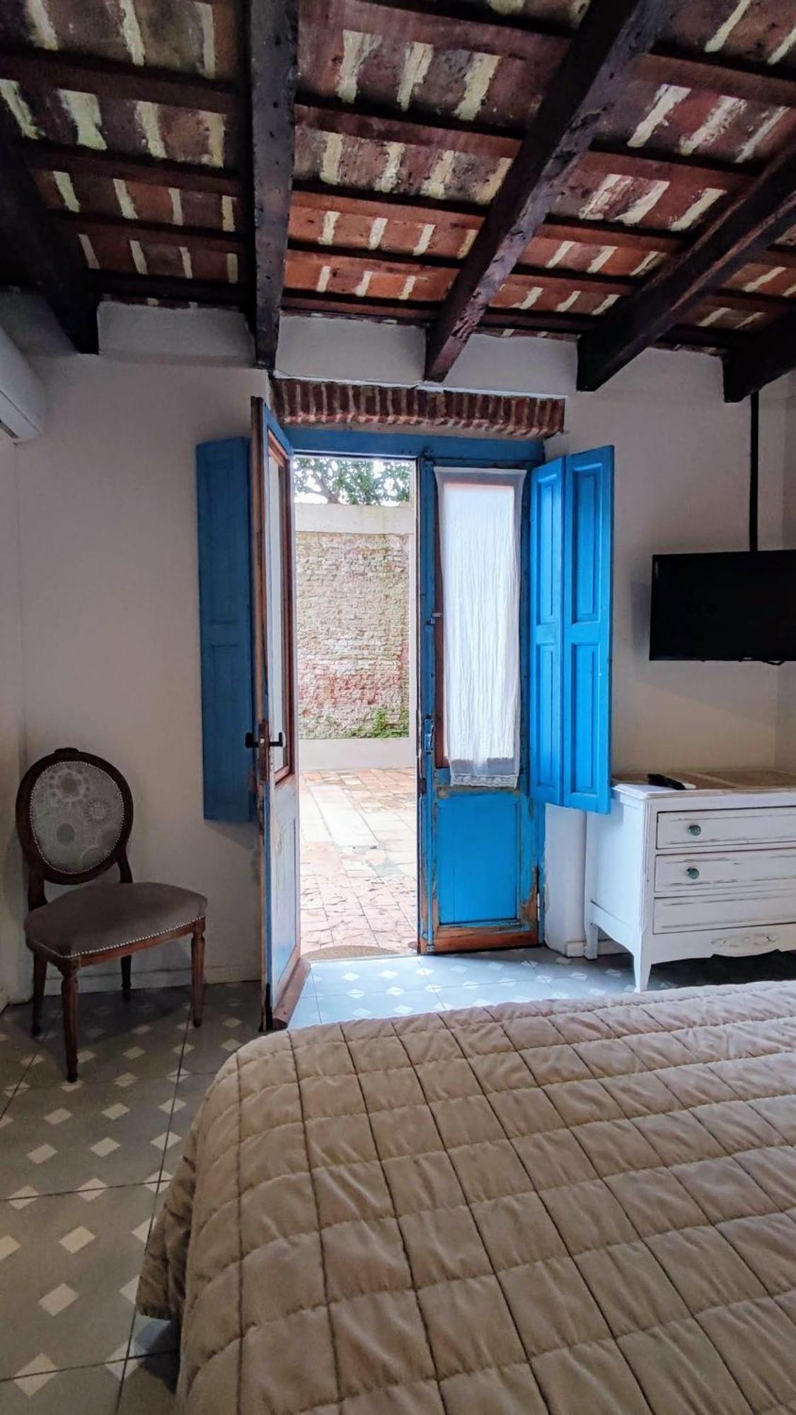 La Botica De 1852 Hotel Chascomús Rom bilde